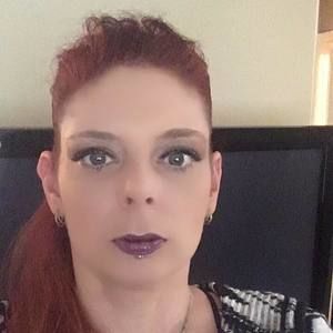 Meet your Posher, Liz